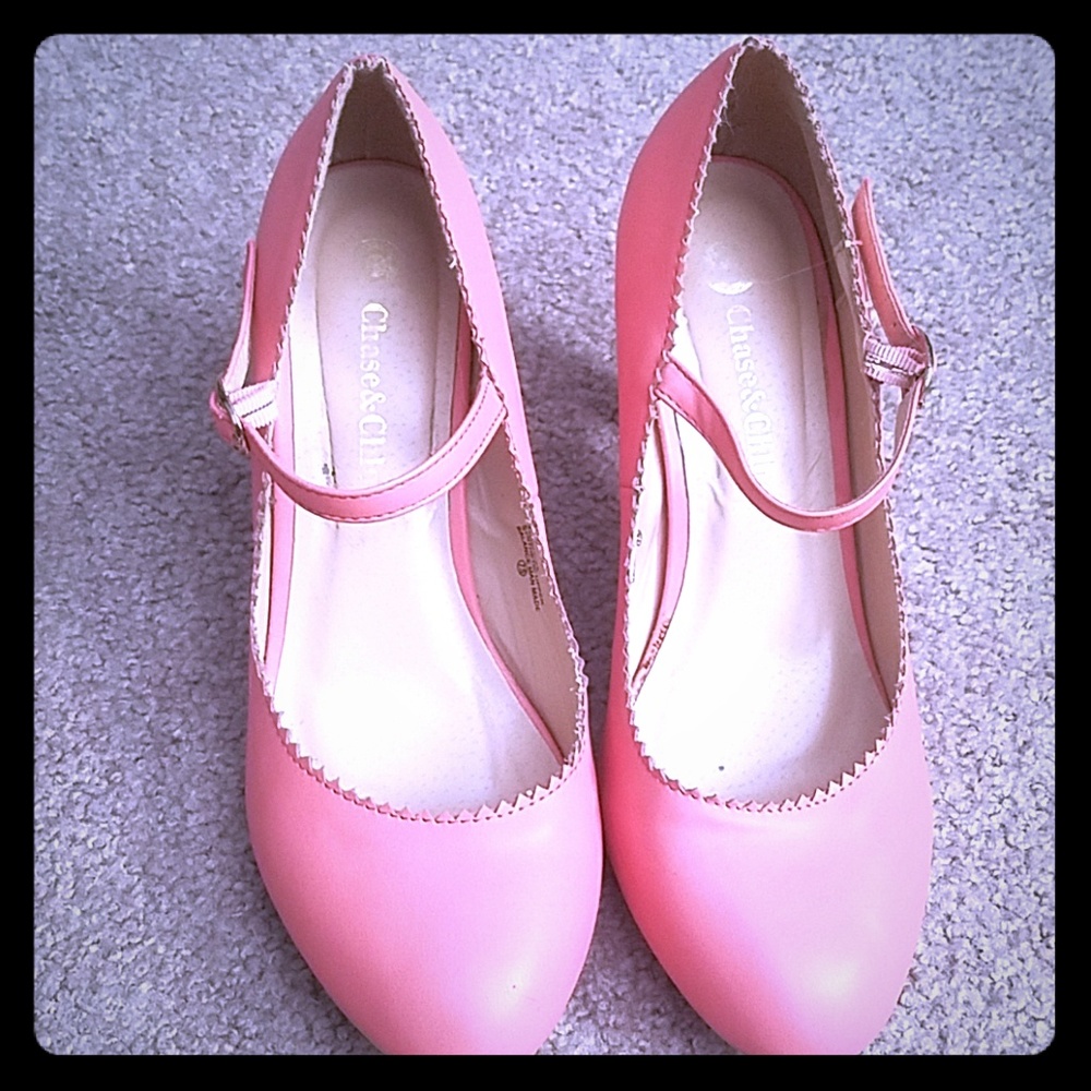 Chase&Chloe 3inch heels